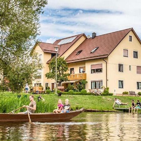 Bartlhof-Ferienwohnungen-Zimmer Burglengenfeld Dış mekan fotoğraf
