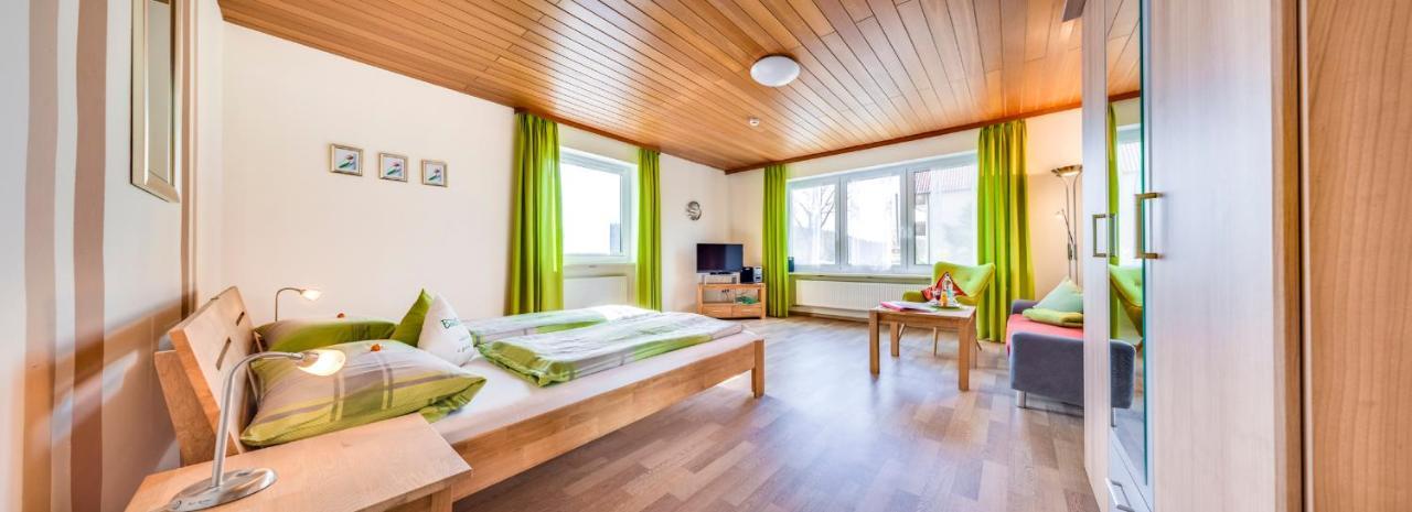 Bartlhof-Ferienwohnungen-Zimmer Burglengenfeld Dış mekan fotoğraf