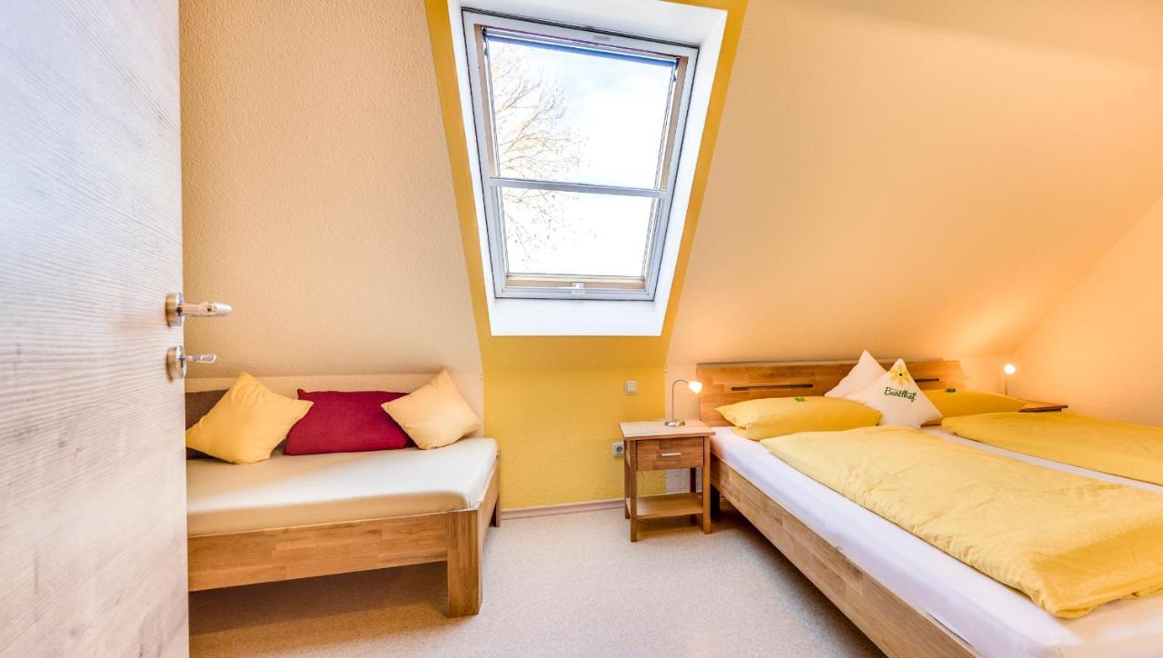 Bartlhof-Ferienwohnungen-Zimmer Burglengenfeld Dış mekan fotoğraf