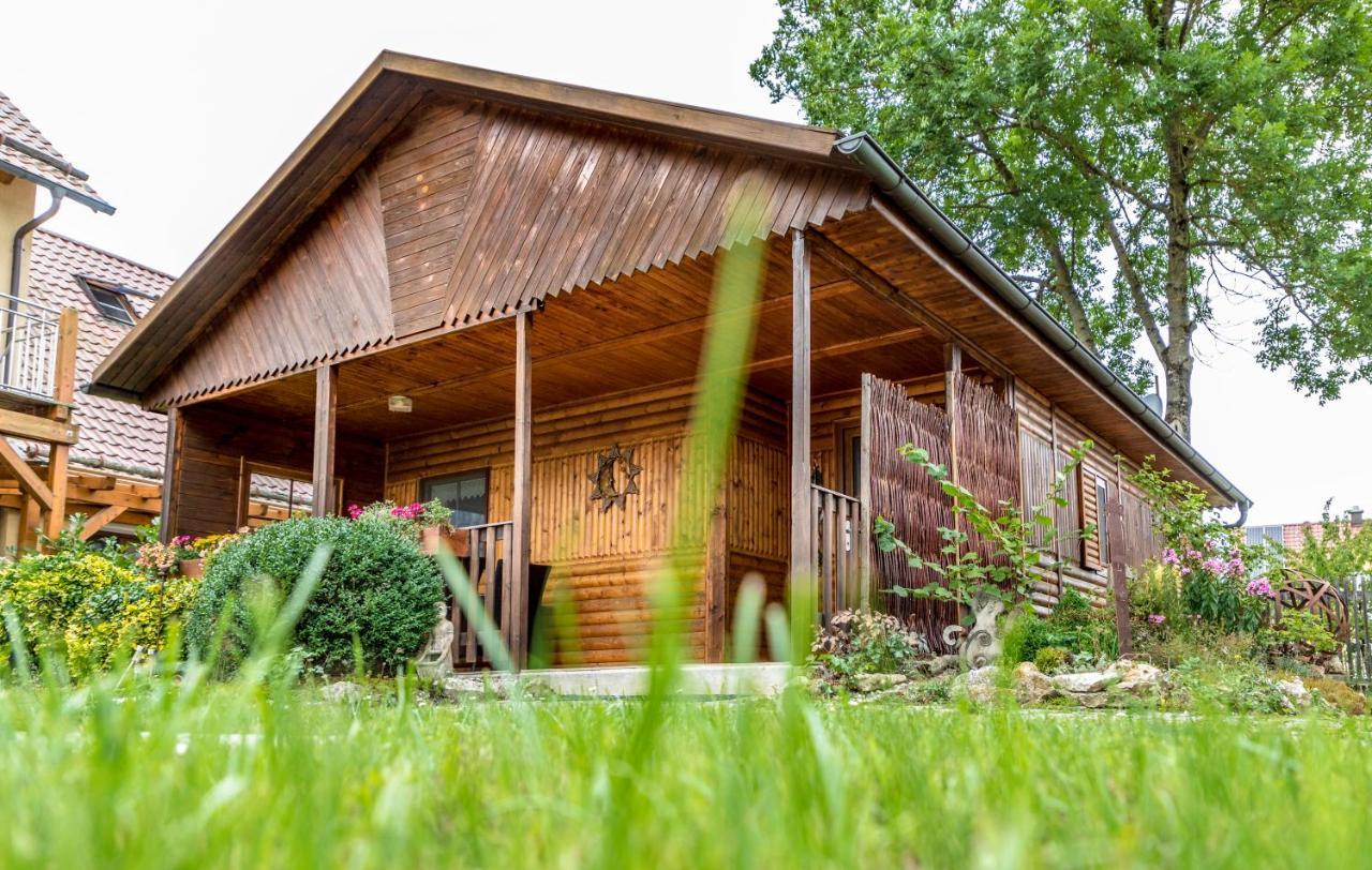 Bartlhof-Ferienwohnungen-Zimmer Burglengenfeld Dış mekan fotoğraf