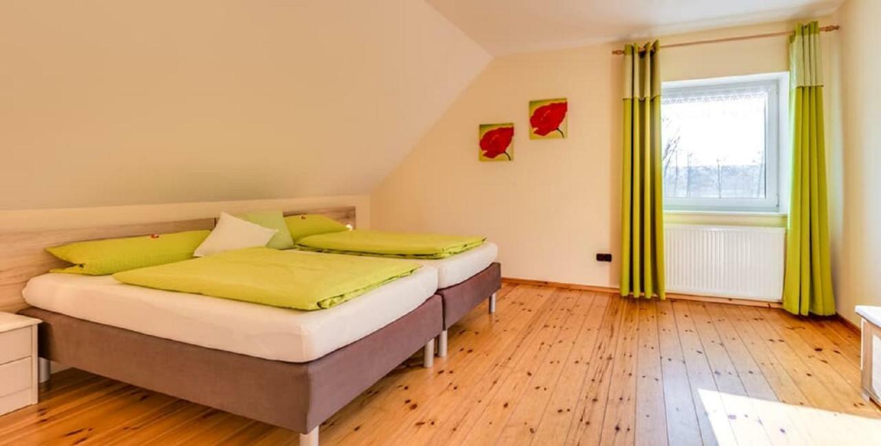Bartlhof-Ferienwohnungen-Zimmer Burglengenfeld Dış mekan fotoğraf