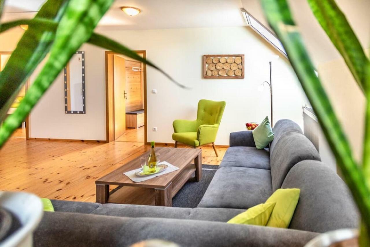 Bartlhof-Ferienwohnungen-Zimmer Burglengenfeld Dış mekan fotoğraf