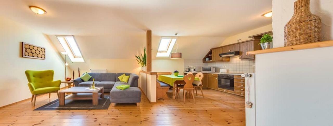 Bartlhof-Ferienwohnungen-Zimmer Burglengenfeld Dış mekan fotoğraf