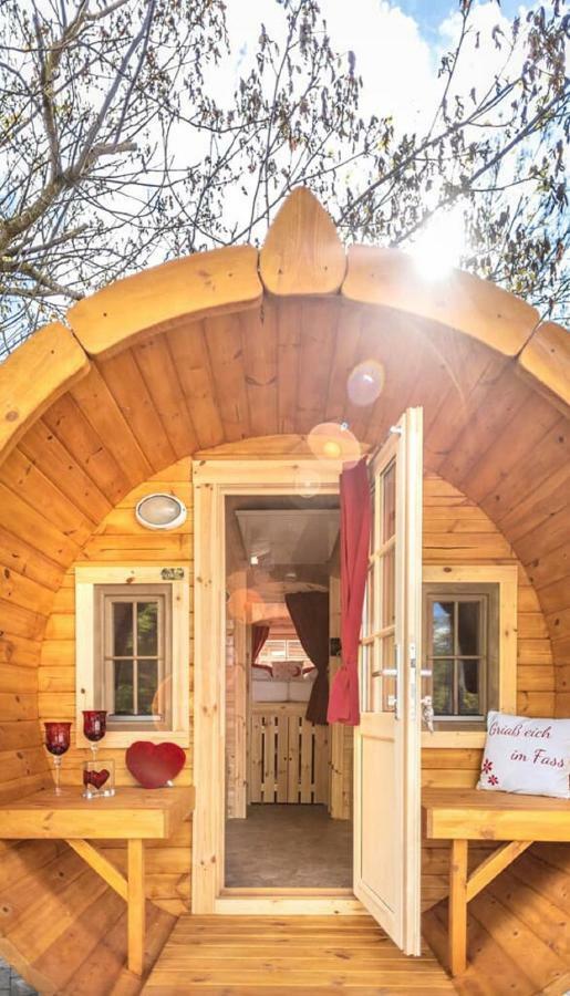 Bartlhof-Ferienwohnungen-Zimmer Burglengenfeld Dış mekan fotoğraf