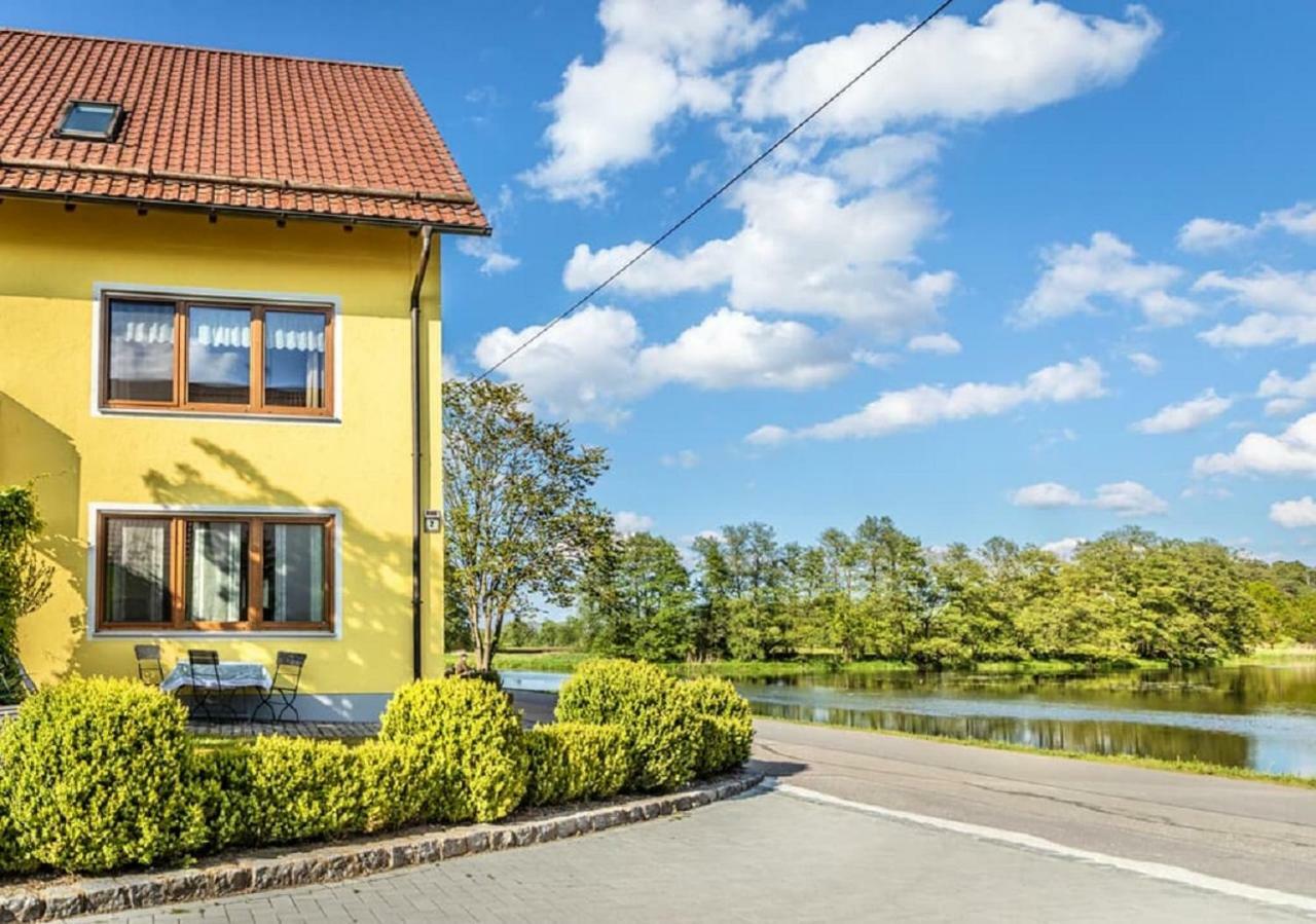 Bartlhof-Ferienwohnungen-Zimmer Burglengenfeld Dış mekan fotoğraf